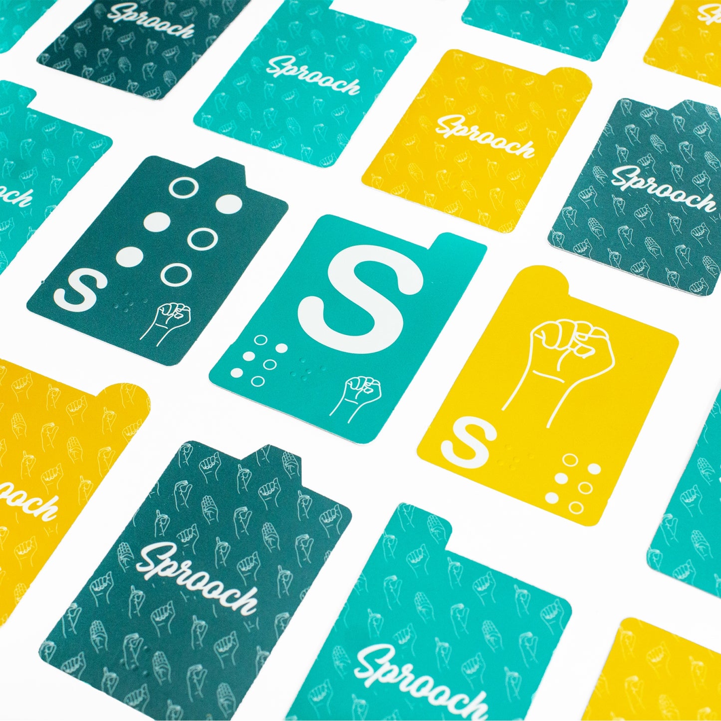Sprooch: Juego educativo inclusivo con realidad aumentada (memorama LSM, Braille y letras latinas)